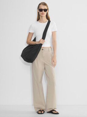 Aritzia Chino Hi-Rise Wide Pleated Pant Size 8